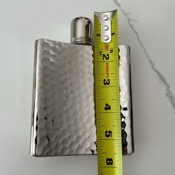 VTG West German HIP FLASK, Tin-Lined, 8 Oz, Hammered, Area for Adding Engraving - Picture 4 of 9